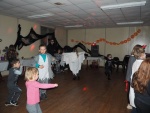halloween-a-posafol_soiree-a-la-salle-des-fetes_13.jpg